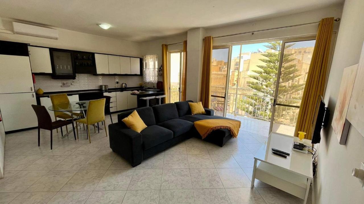 Sea View And Valley View Flat In Marsalforn Apartment Ngoại thất bức ảnh