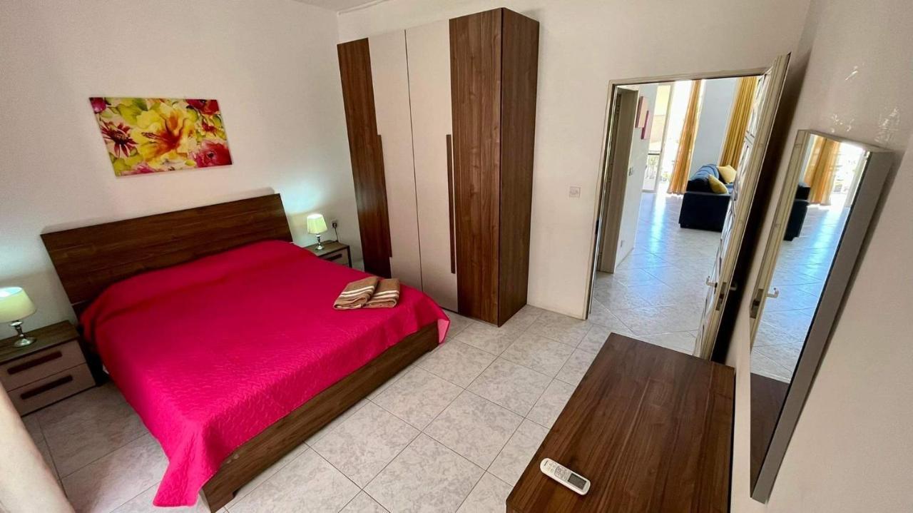 Sea View And Valley View Flat In Marsalforn Apartment Ngoại thất bức ảnh